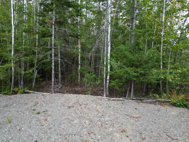 $69,000 | 31 Overlook Drive, Lincoln, ME 04457