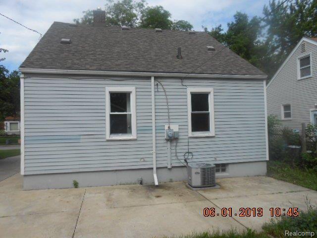 3314 Inman Street Ferndale, MI 48220 - Photo 4 of 10 008.JPG