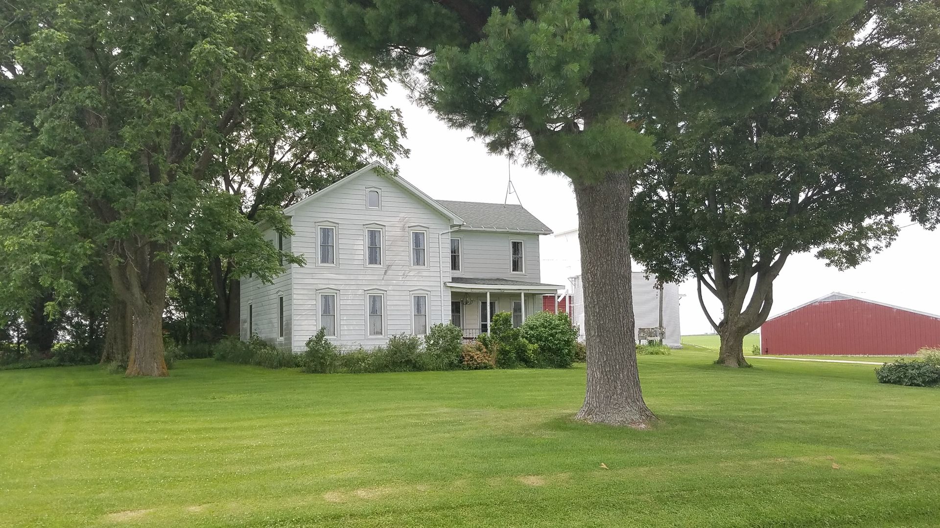 5852 South Lowell Park Road Dixon, IL 61021 - Photo 1 of 23