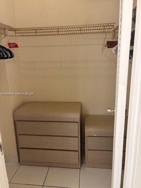 100 Lincoln Road, Unit 1030 Miami Beach, FL 33139 - Photo 10 of 35 a bathroom with a bathtub