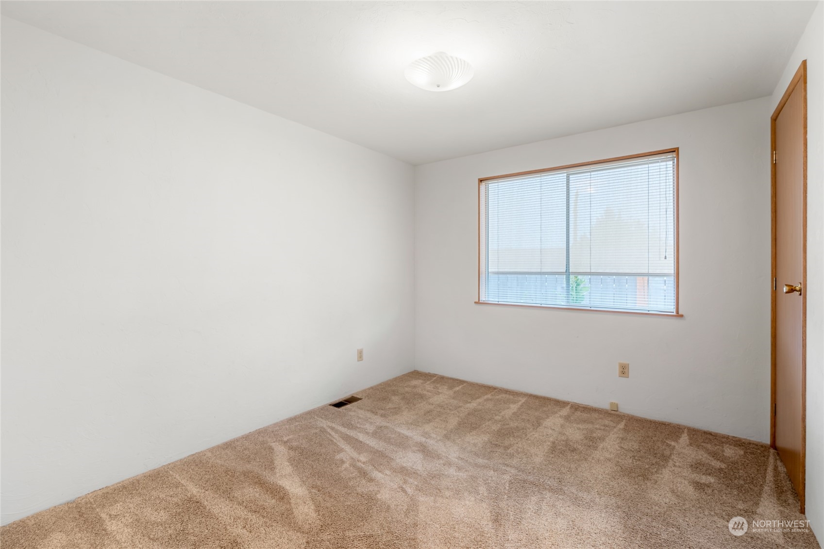 12606 Northeast 199th Street Bothell, WA 98011 - Photo 14 of 22 Gallery Image 14