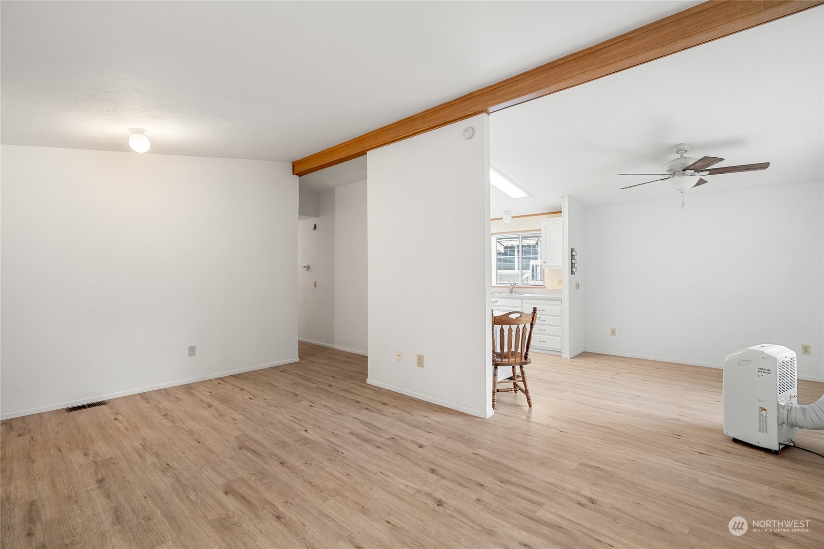 12606 Northeast 199th Street Bothell, WA 98011 - Photo 7 of 22 Gallery Image 7