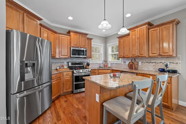 $579,900 | 8649 Glade Hill Drive, Apex, NC 27539