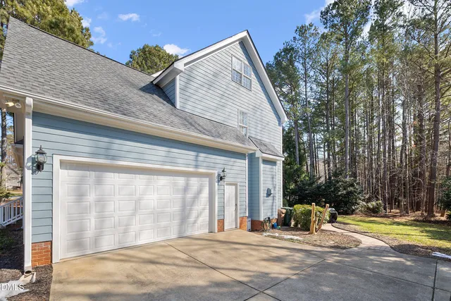 $579,900 | 8649 Glade Hill Drive, Apex, NC 27539