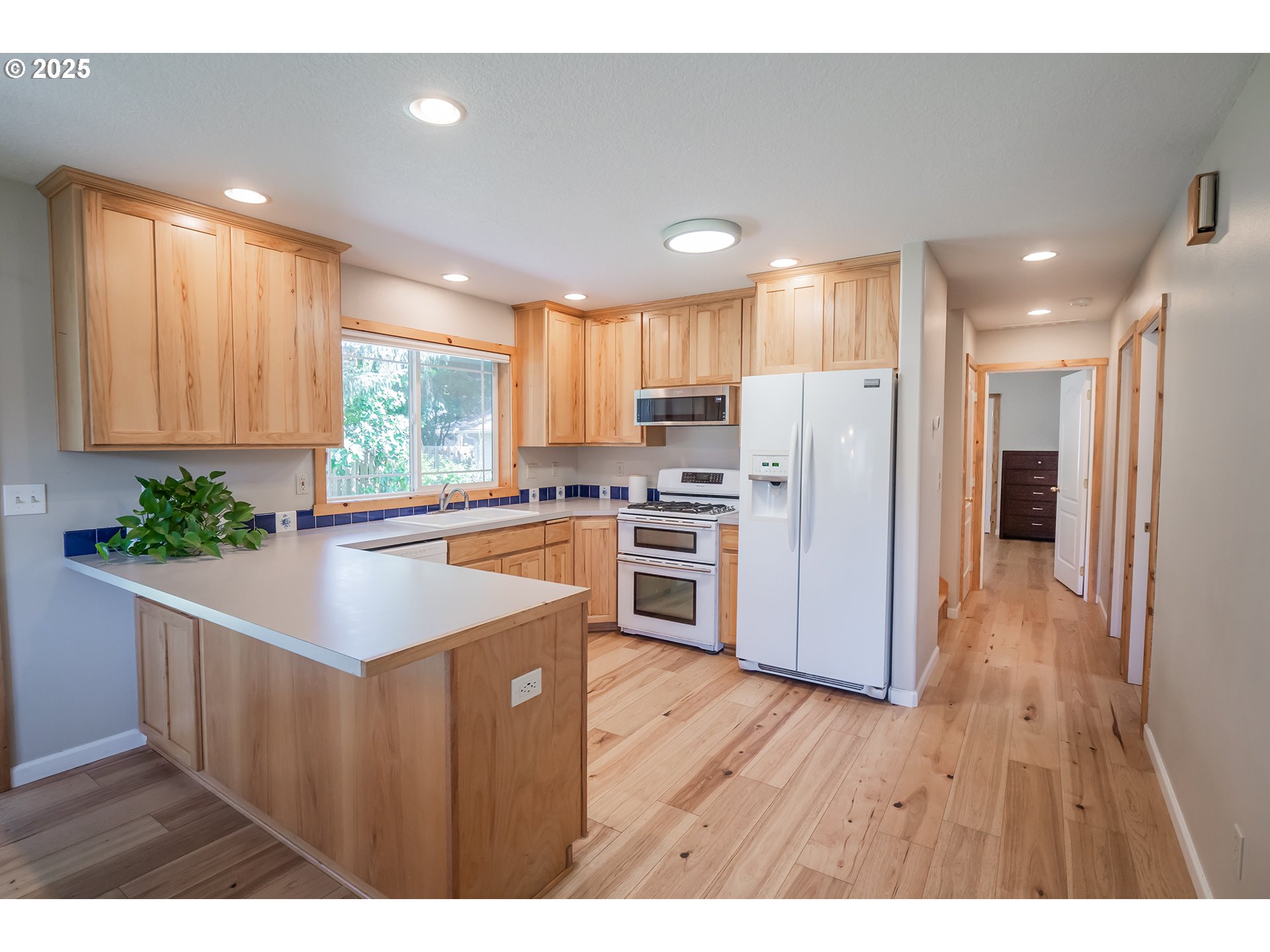 1201 Juniper Court Lyons, OR 97358 - Photo 5 of 48