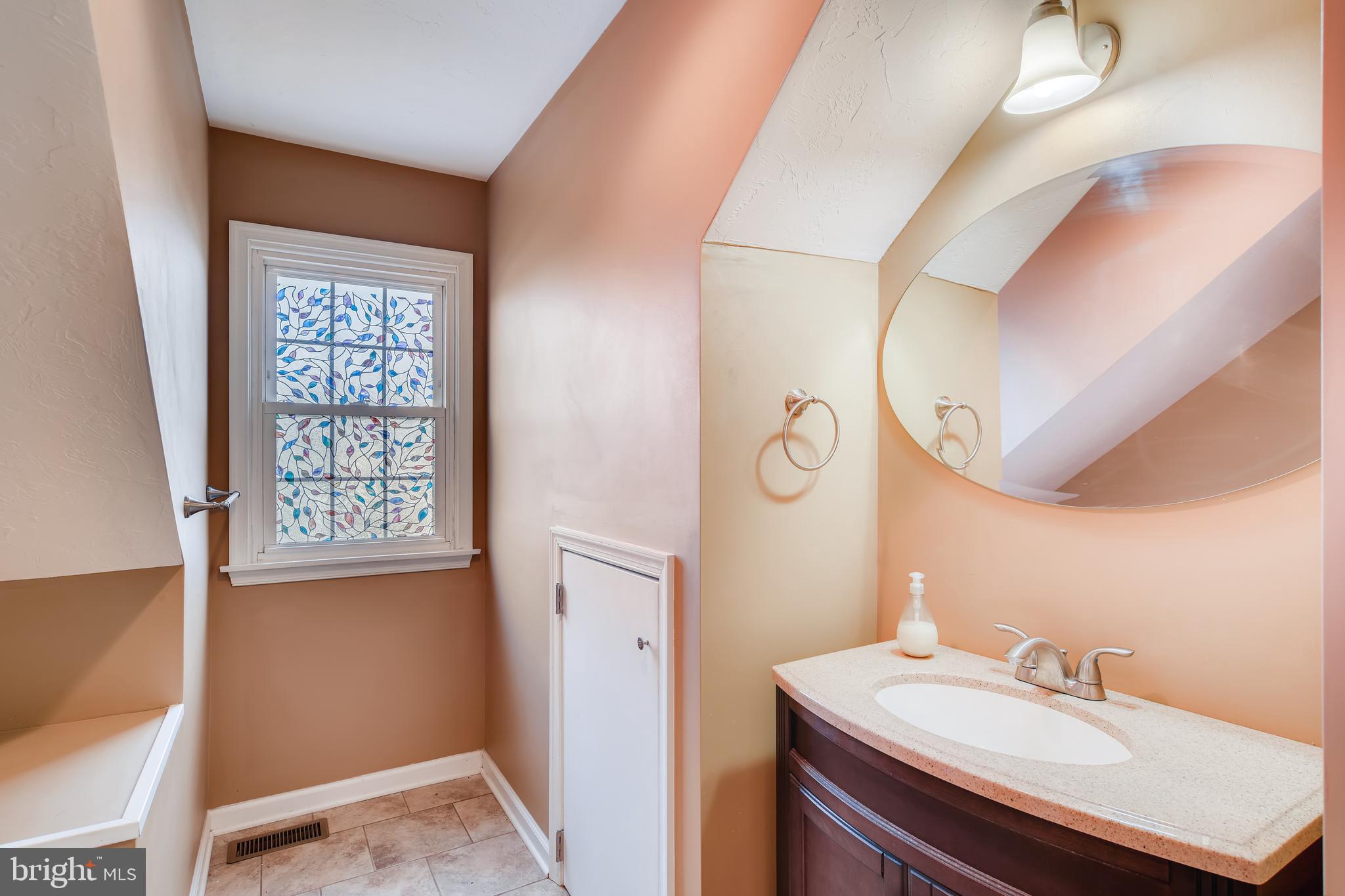 10 East Orville Road Baltimore, MD 21221 - Photo 20 of 28 2nd Floor Bathroom