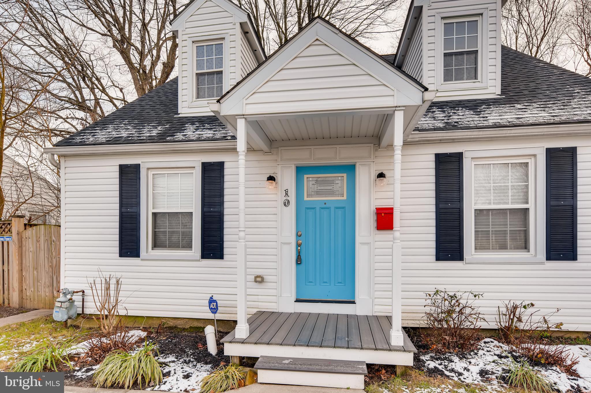 10 East Orville Road Baltimore, MD 21221 - Photo 4 of 28 Exterior Front