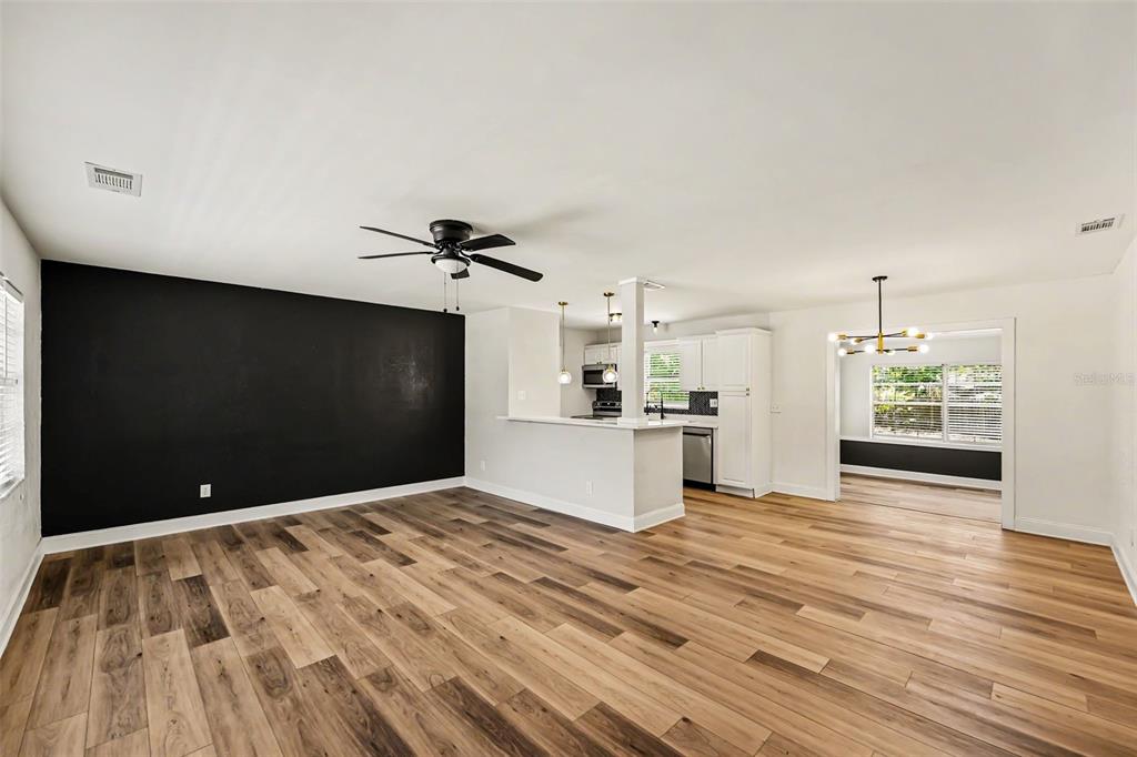 1361 Overlea Street Clearwater, FL 33755 - Photo 3 of 15 Gallery Image 3
