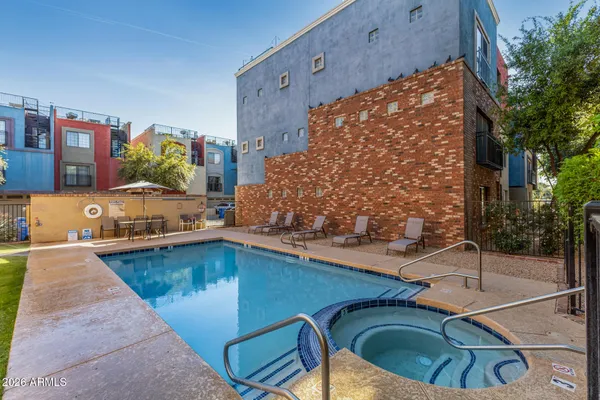 $2,300 | 3426 East Avalon Drive, Phoenix, AZ 85018