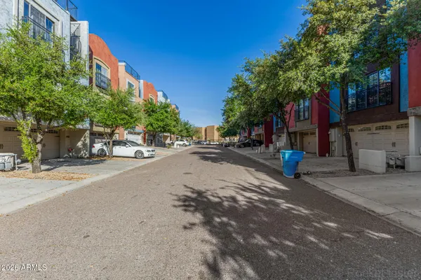 $2,300 | 3426 East Avalon Drive, Phoenix, AZ 85018