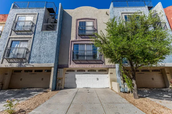 $2,300 | 3426 East Avalon Drive, Phoenix, AZ 85018