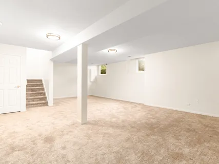 $549,000 | 17 Mashie Court, Woodridge, IL 60517