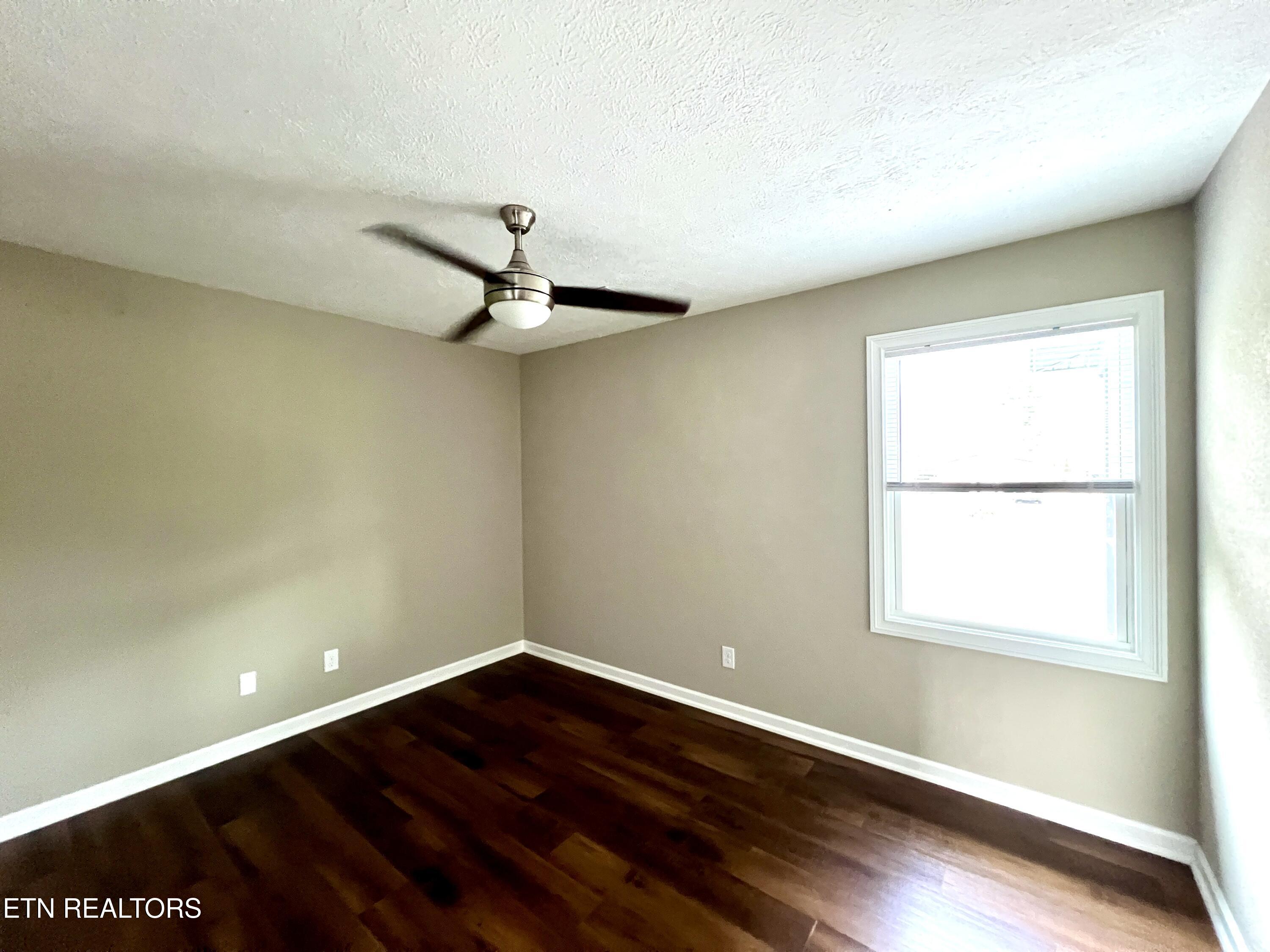 3771 Wears Valley Road, Unit 8 Sevierville, TN 37862 - Photo 17 of 27 20251007_171812939_iOS