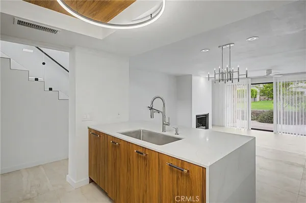 $3,250 | 157 Calle Bravo, Palm Springs, CA 92264