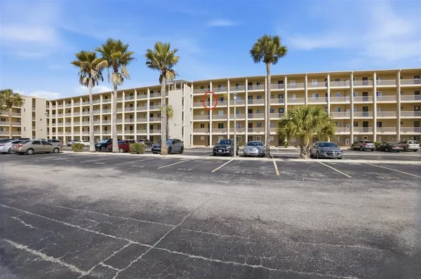 $135,000 | 3710 Lake Bayshore Drive, Unit K416, Bradenton, FL 34205