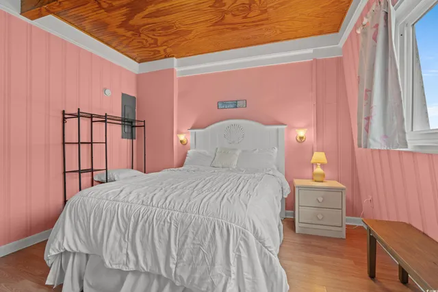 $924,500 | 308 54th Avenue North, North Myrtle Beach, SC 29582