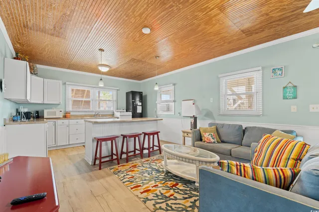 $924,500 | 308 54th Avenue North, North Myrtle Beach, SC 29582