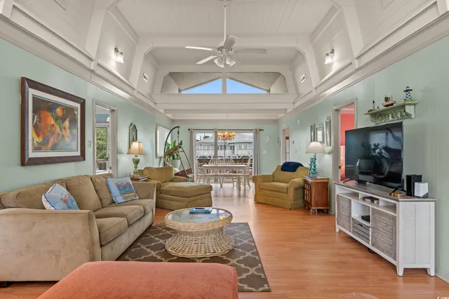 $924,500 | 308 54th Avenue North, North Myrtle Beach, SC 29582