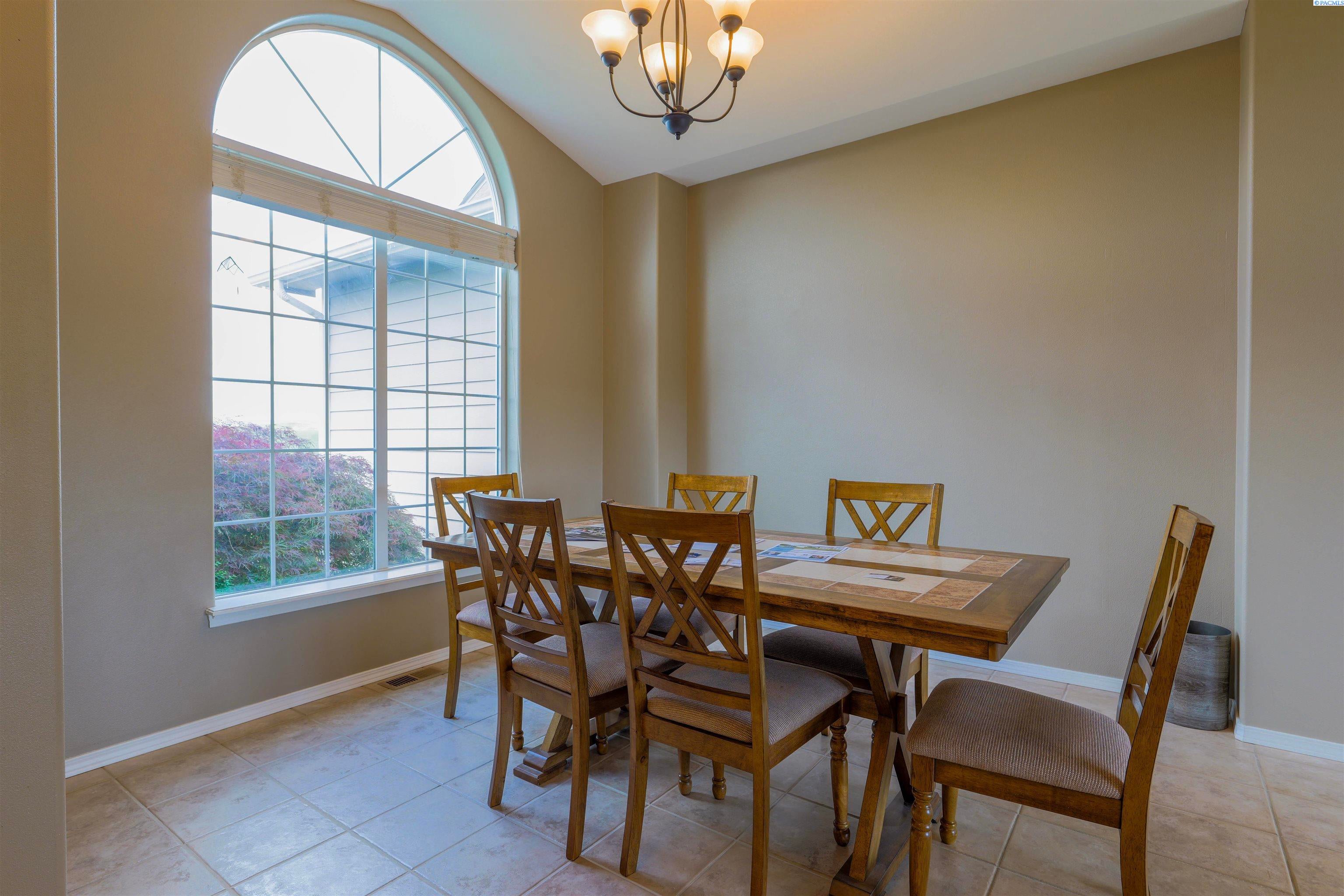 2260 Northwest Ridgeline Drive Pullman, WA 99163 - Photo 10 of 47 Gallery Image 10