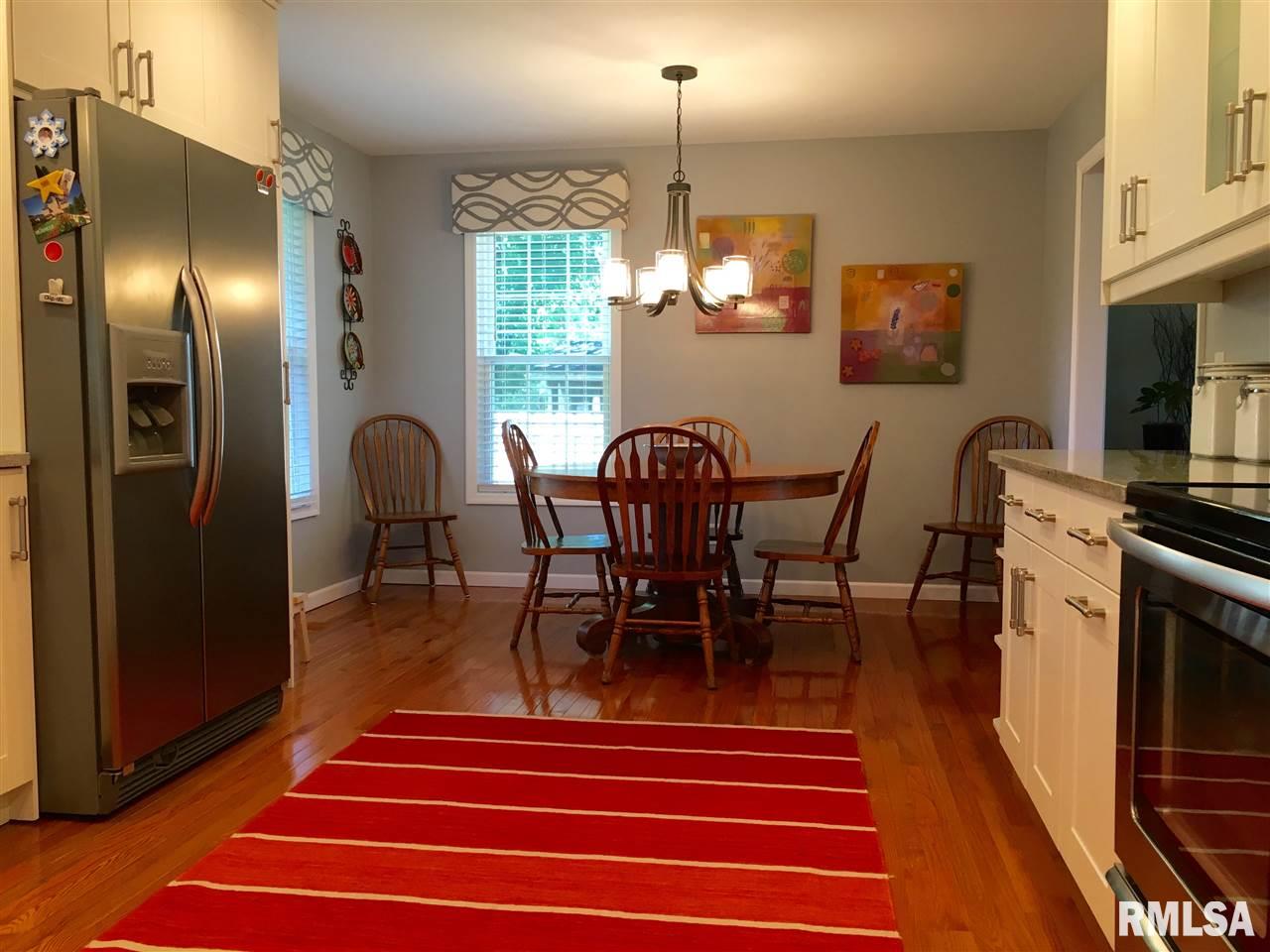 112 Fawn Ridge Macomb, IL 61455 - Photo 6 of 35 Gallery Image 6