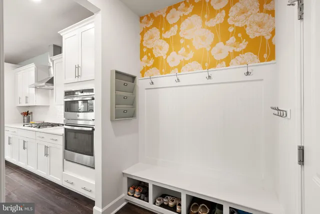 $1,025,000 | 9516 Sanger Street, Lorton, VA 22079