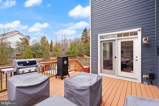 $1,025,000 | 9516 Sanger Street, Lorton, VA 22079