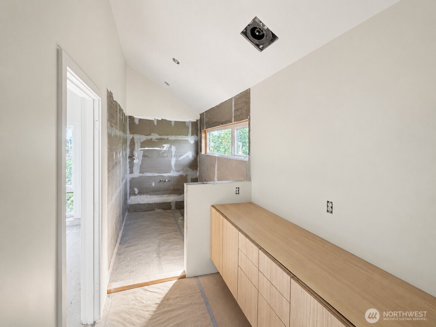 5301 49th Avenue Southwest Seattle, WA 98136 - Photo 16 of 22