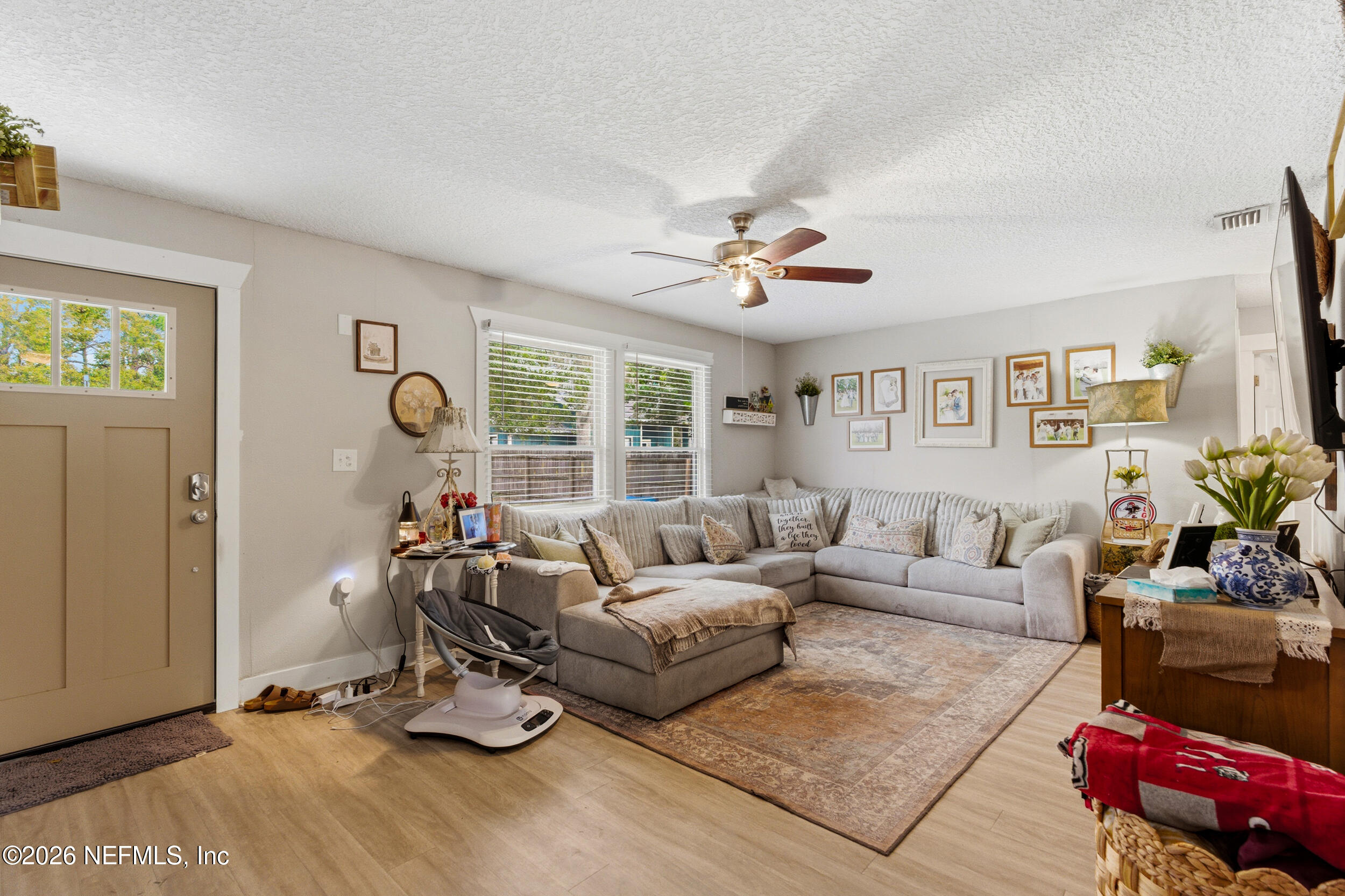 5188 Tan Street Jacksonville, FL 32258 - Photo 5 of 24 a living room with furniture