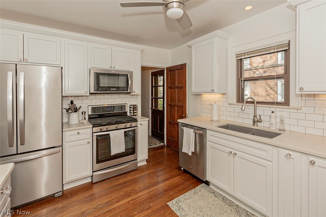 16623 Fernway Road Cleveland, OH 44120 - Photo 15 of 34