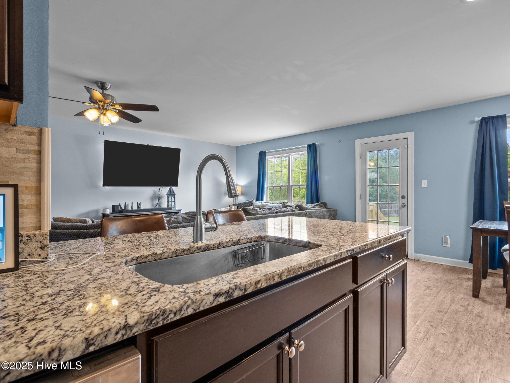 660 Riggs Road Hubert, NC 28539 - Photo 11 of 36 Granite countertops