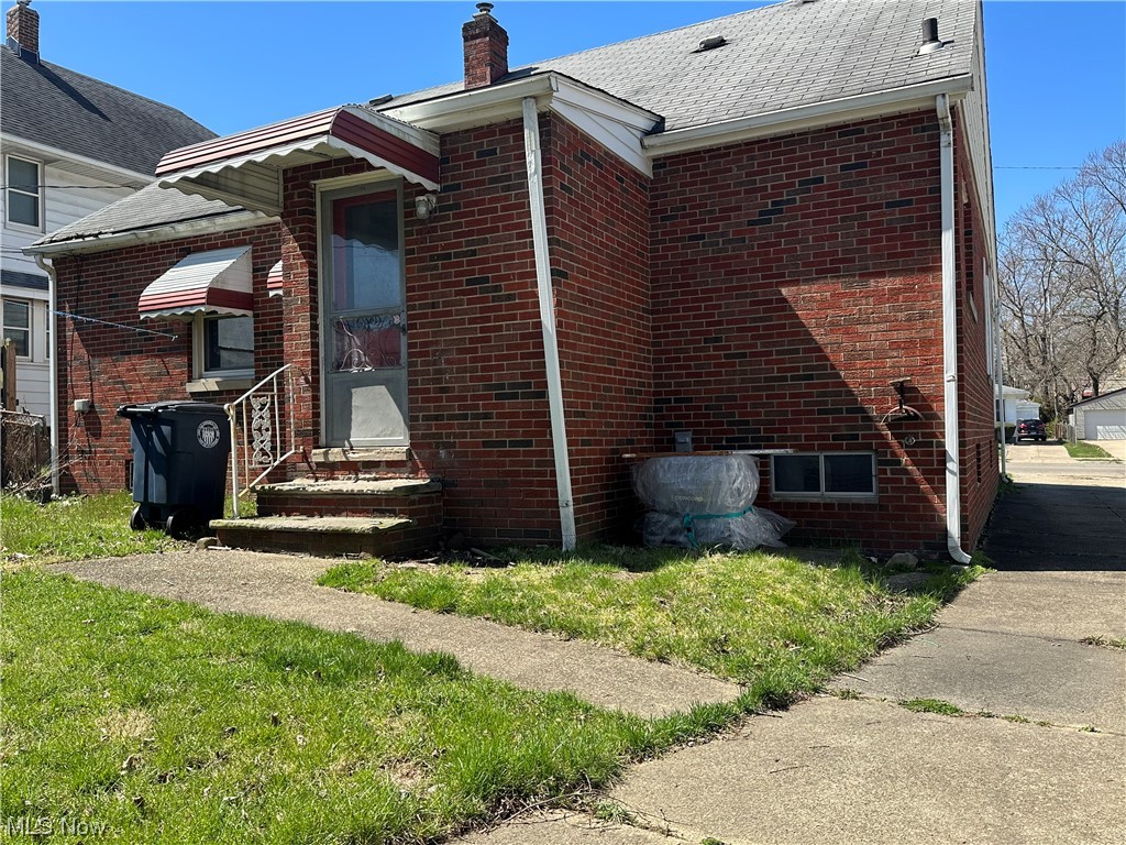 1087 North Main Street Akron, OH 44310 - Photo 4 of 18