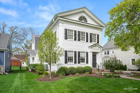 $1,599,000 | 920 North Washington Street, Wheaton, IL 60187