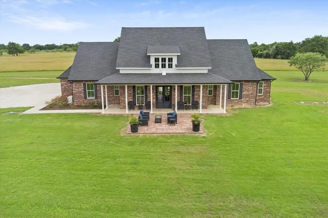 $1,199,000 | 445 Lcr 424, Groesbeck, TX 76642