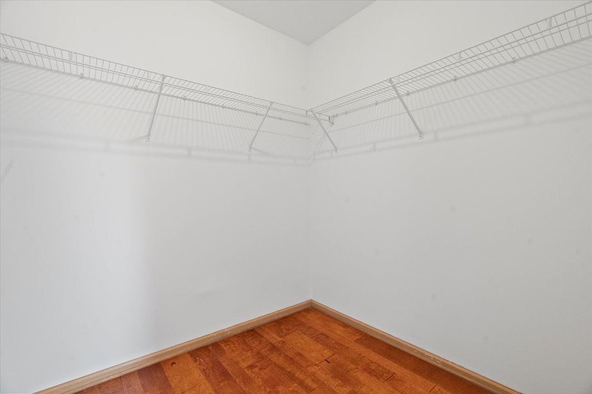 321 Holiday Lane Hainesville, IL 60073 - Photo 15 of 25