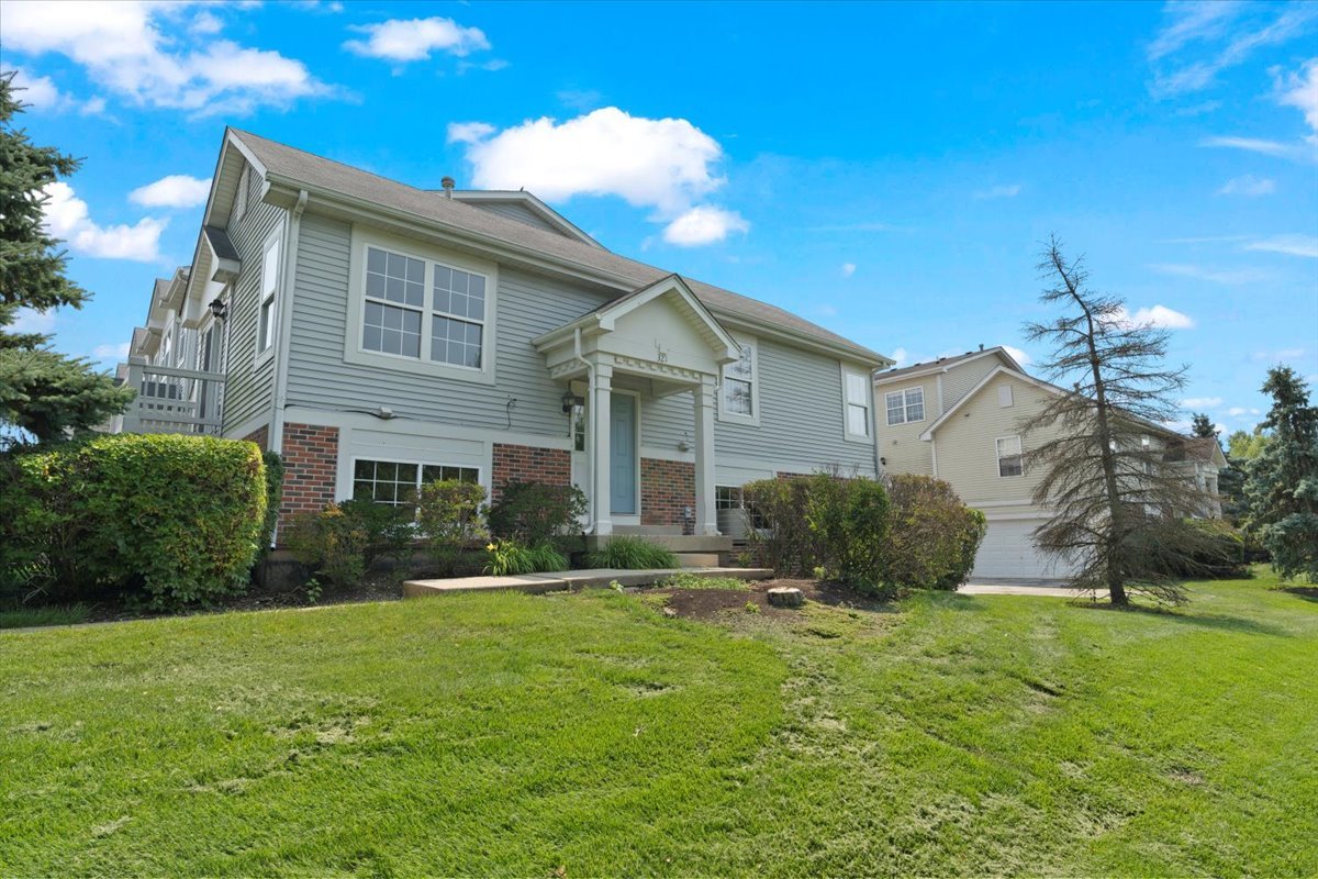 321 Holiday Lane Hainesville, IL 60073 - Photo 5 of 25