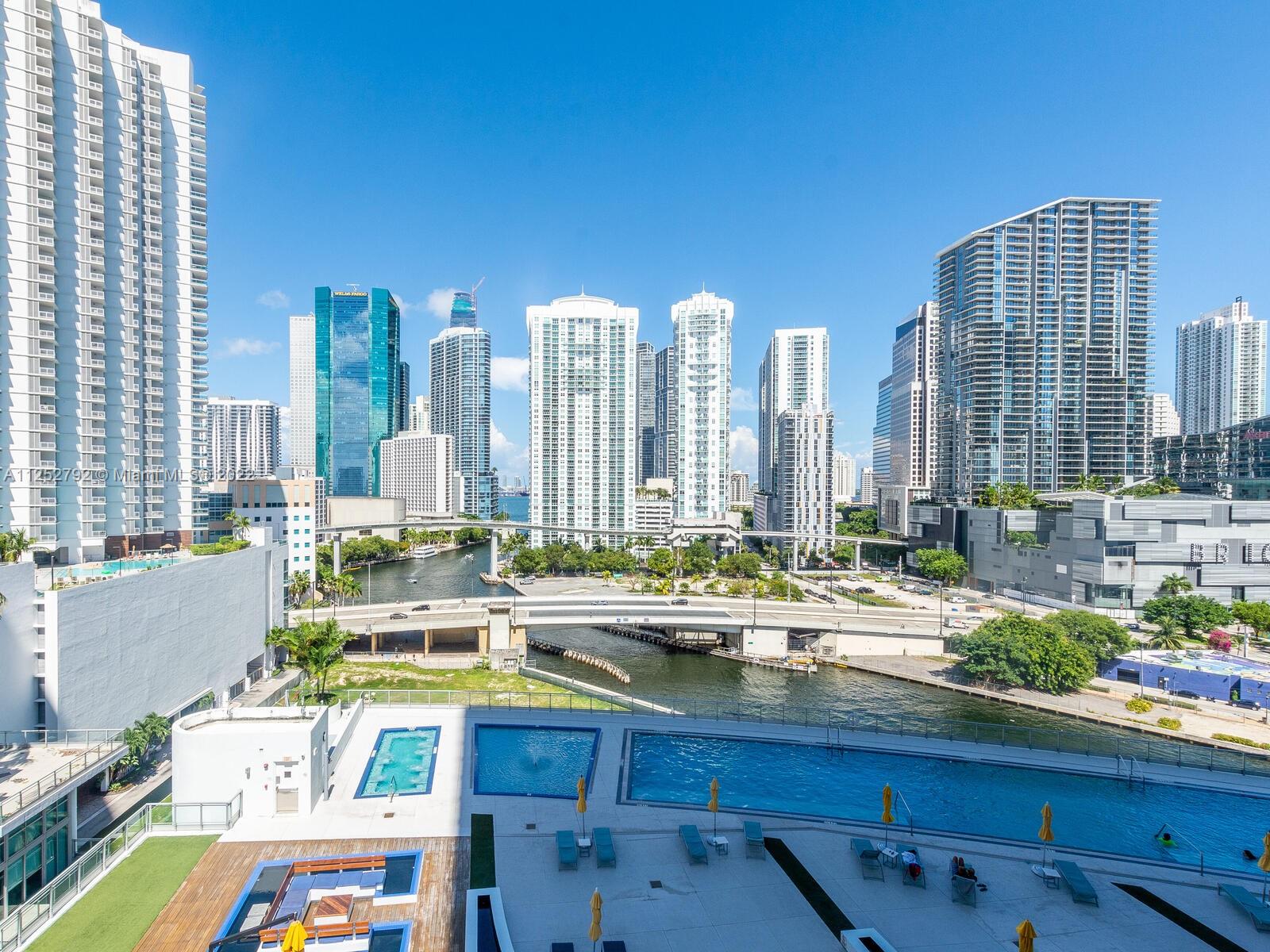 92 Southwest 3rd Street, Unit 1510 Miami, FL 33130 - Photo 1 of 90