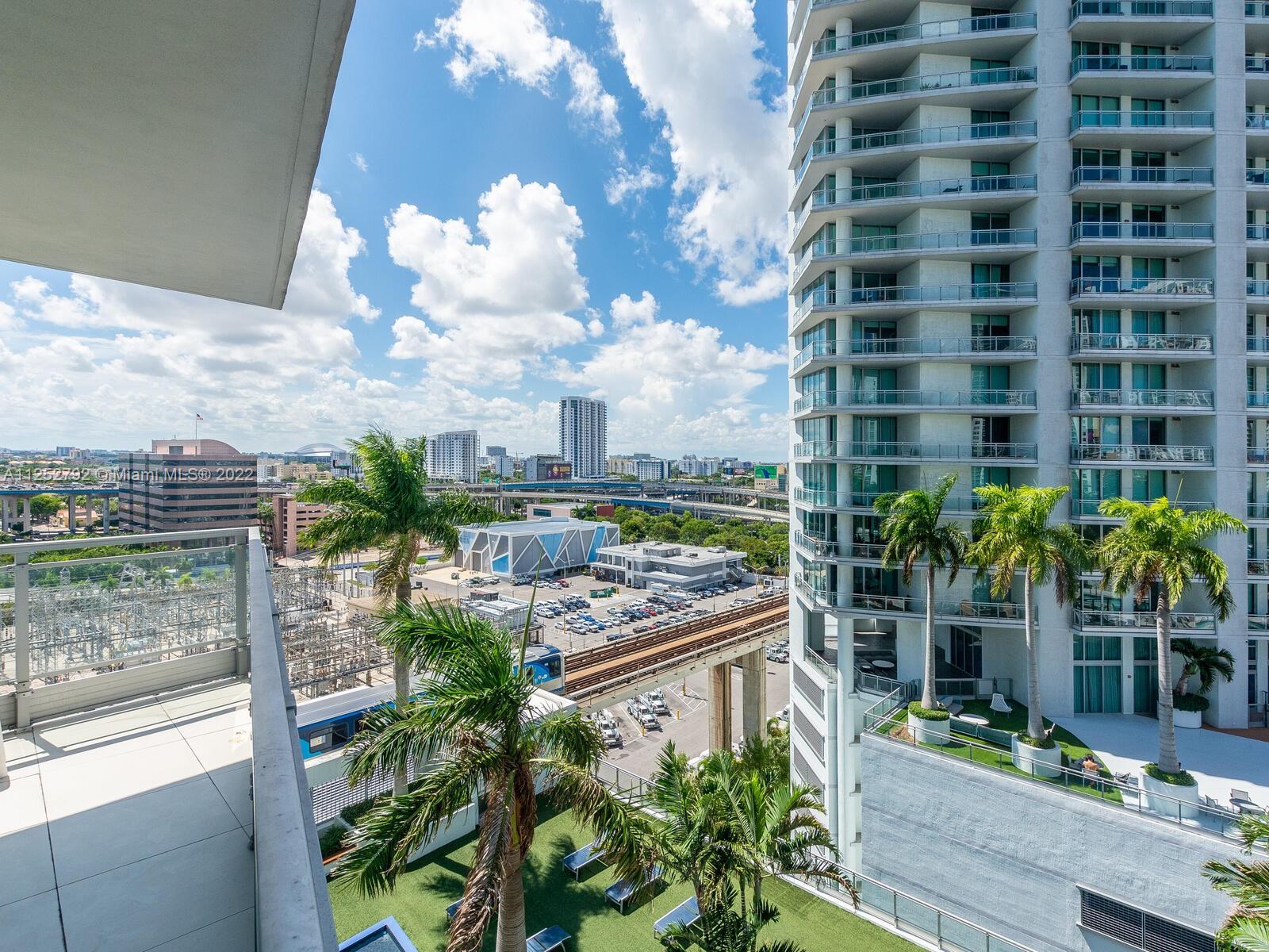 92 Southwest 3rd Street, Unit 1510 Miami, FL 33130 - Photo 41 of 90