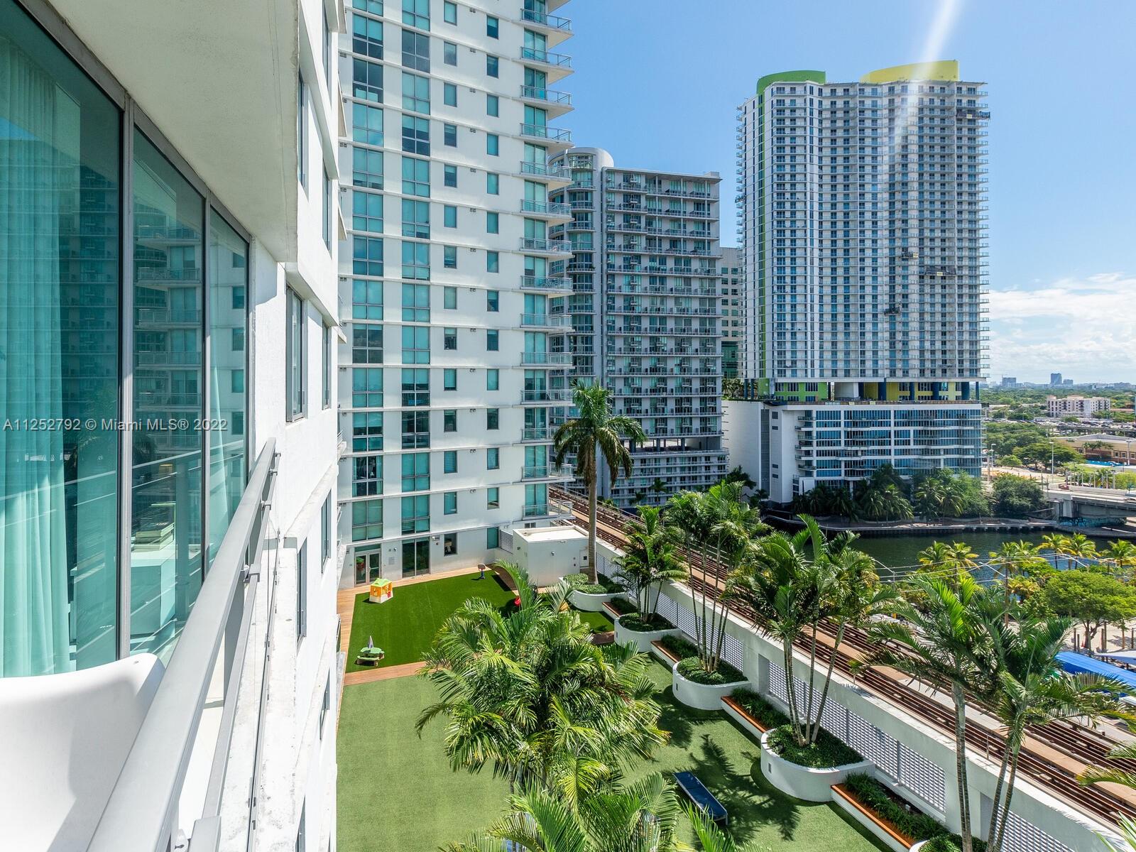 92 Southwest 3rd Street, Unit 1510 Miami, FL 33130 - Photo 46 of 90