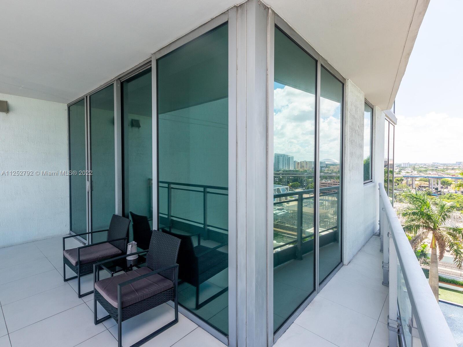 92 Southwest 3rd Street, Unit 1510 Miami, FL 33130 - Photo 53 of 90