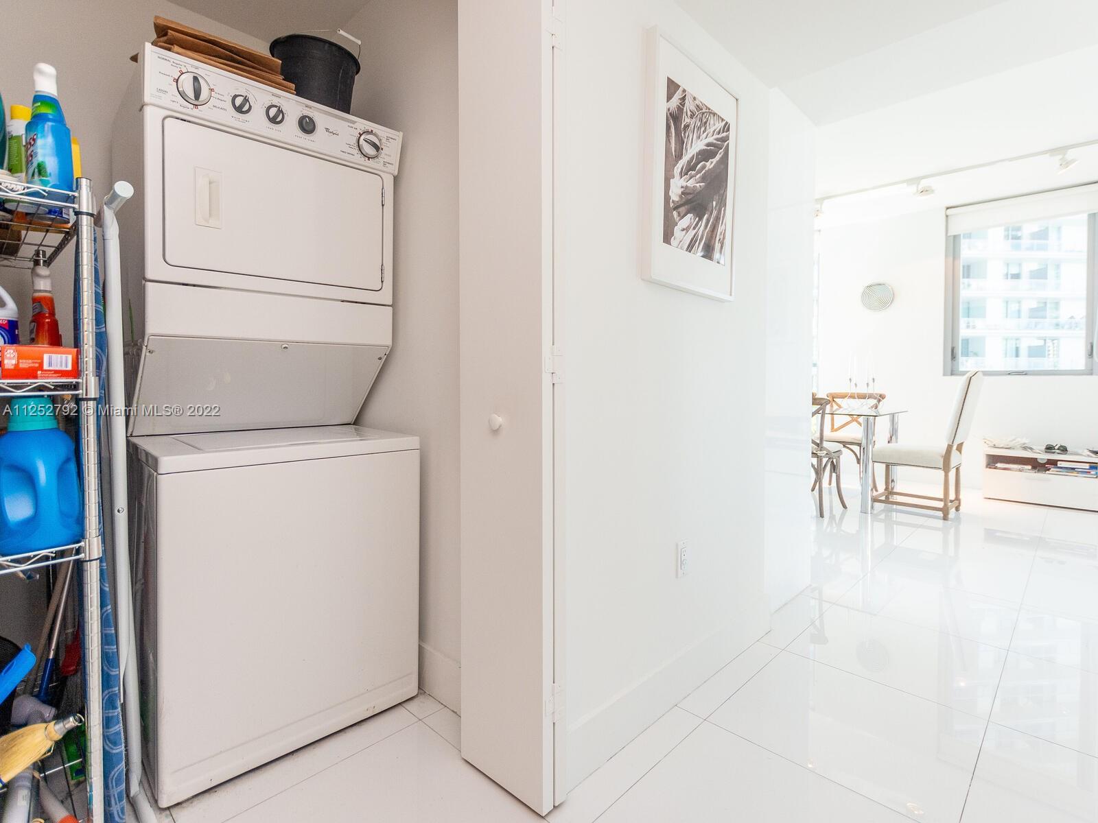 92 Southwest 3rd Street, Unit 1510 Miami, FL 33130 - Photo 56 of 90