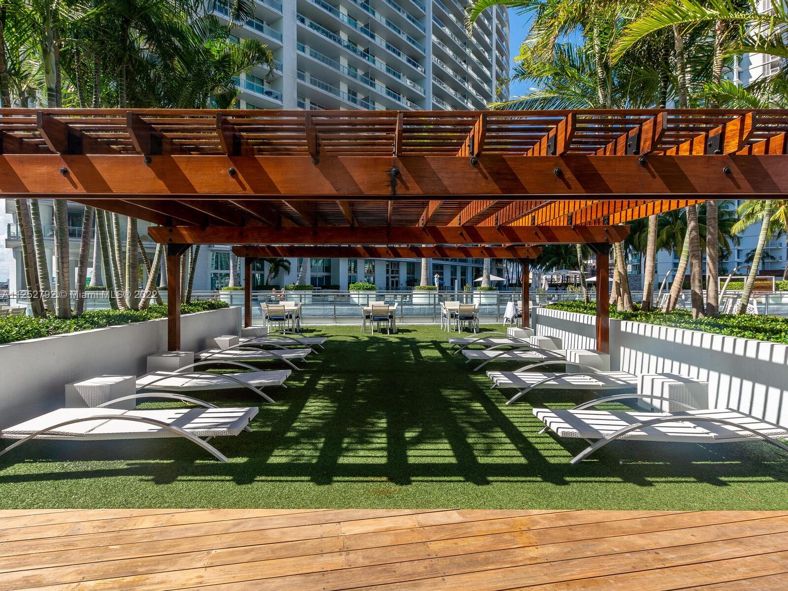 92 Southwest 3rd Street, Unit 1510 Miami, FL 33130 - Photo 63 of 90