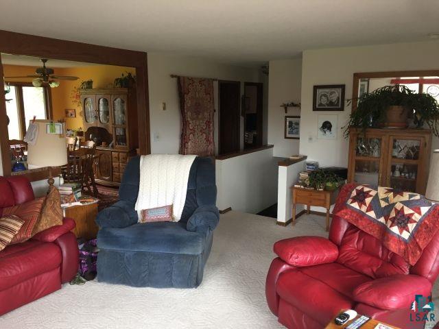 5925 St Louis River Road Duluth, MN 55810 - Photo 8 of 20 Spacious Living Room