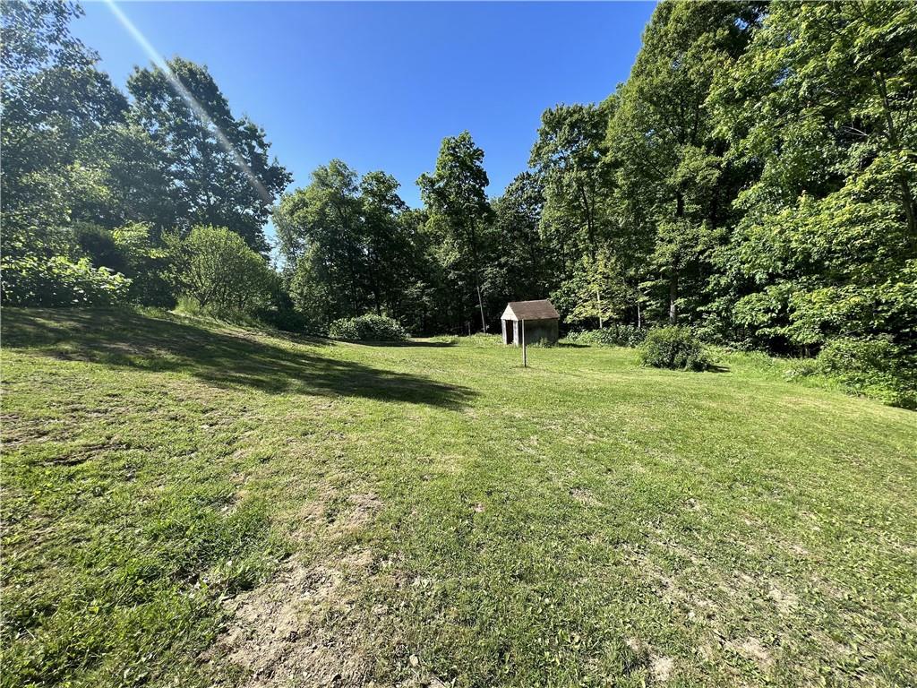 1149 School Road Apollo, PA 15613 - Photo 26 of 32 a view of a table and chairs