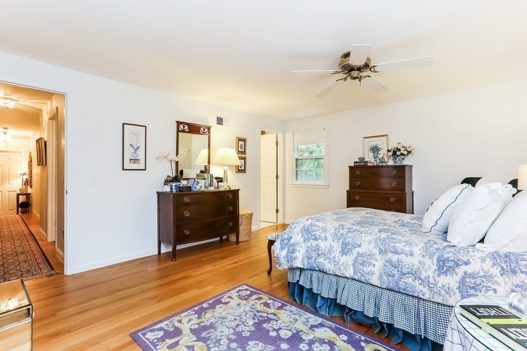 827 Frank Smith Road Longmeadow, MA 01106 - Photo 20 of 35