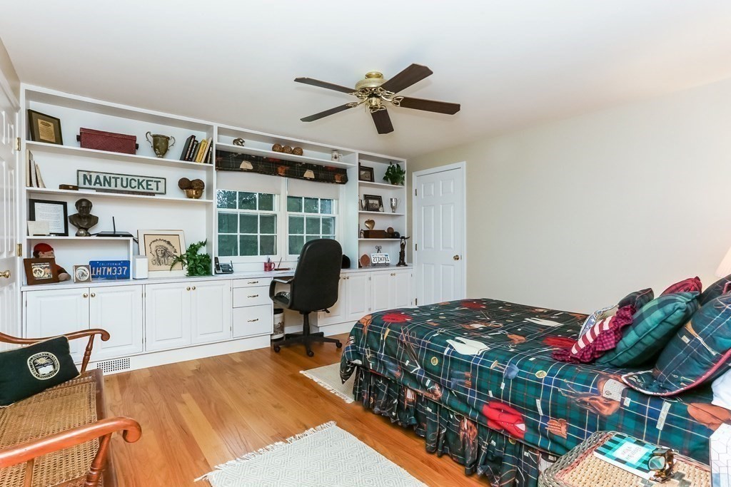 827 Frank Smith Road Longmeadow, MA 01106 - Photo 25 of 35