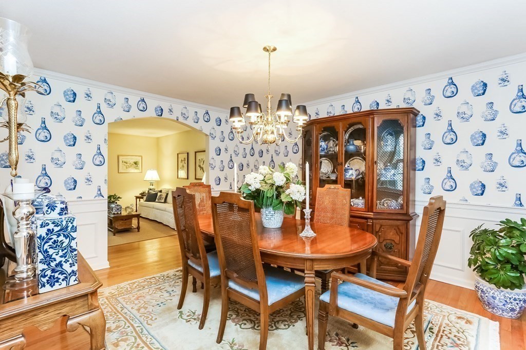 827 Frank Smith Road Longmeadow, MA 01106 - Photo 6 of 35