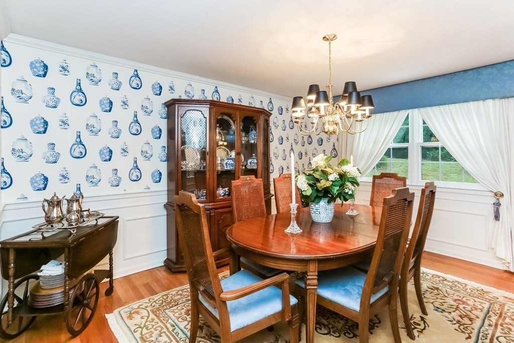 827 Frank Smith Road Longmeadow, MA 01106 - Photo 7 of 35