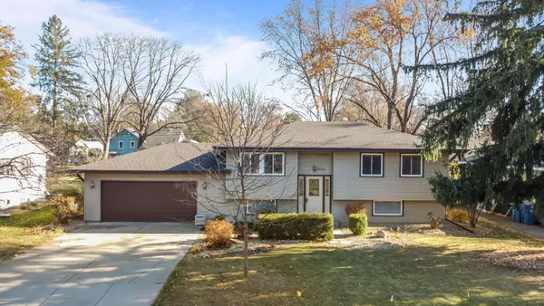 $340,000 | 230 Aurora Lane, Circle Pines, MN 55014