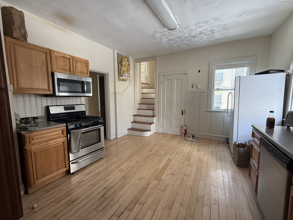 12 Braemore Road, Unit HS Boston, MA 02135 - Photo 8 of 20
