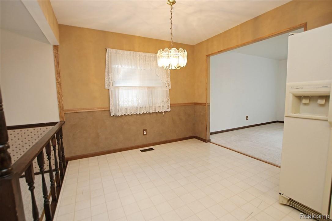 5583 Copley Square Road Grand Blanc, MI 48439 - Photo 10 of 45 10.jpg
